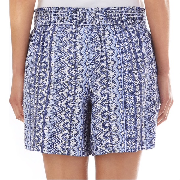 Lined Linen Shorts - Picture 10 of 10